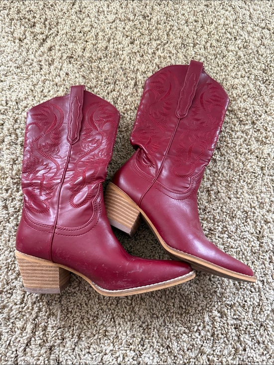 air rider Shoes - Crimson red air rider cowboy boots size 7